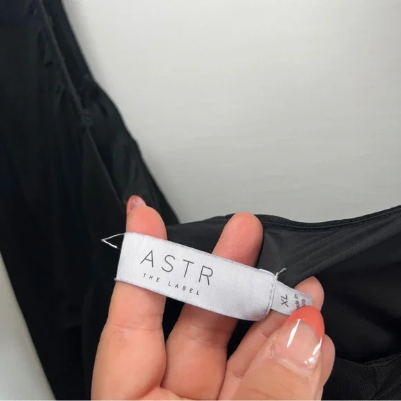 Astr Ruched Puff Sleeve Bodysuit in Sz XL - Picture 6 of 10